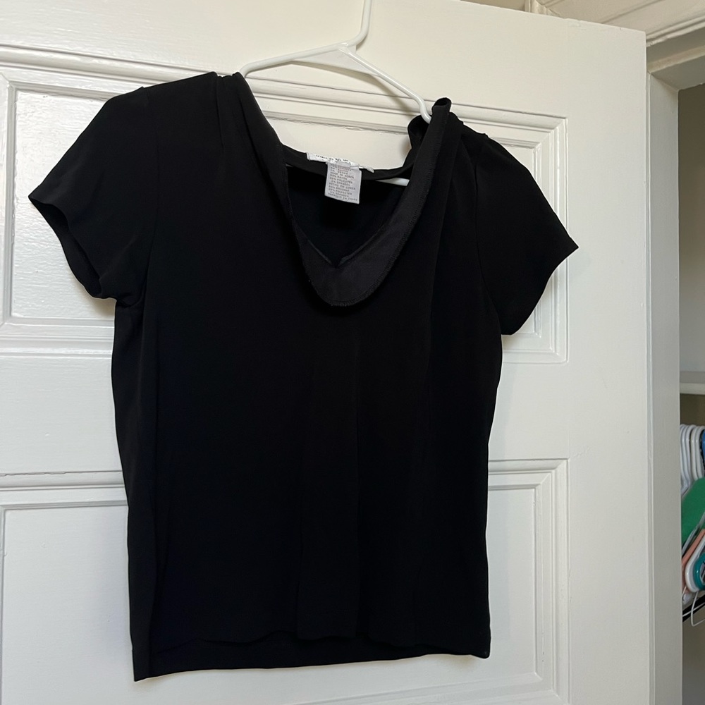 Black scooped short sleeve shirt